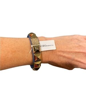BCBGENERATION Bracelet Blue with gold findings